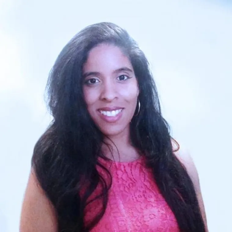 Photo of Karen De la Rosa